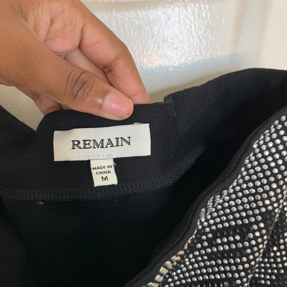 Black, silver, and gold Sparkly mini skirt - Picture 2 of 2